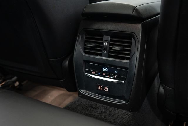 2024 BMW 3 Series 330e Plug-In Hybrid - 22879513 - 12