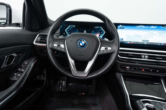 2024 BMW 3 Series 330e Plug-In Hybrid - 22879513 - 15