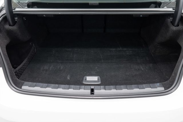 2024 BMW 3 Series 330e Plug-In Hybrid - 22879513 - 31