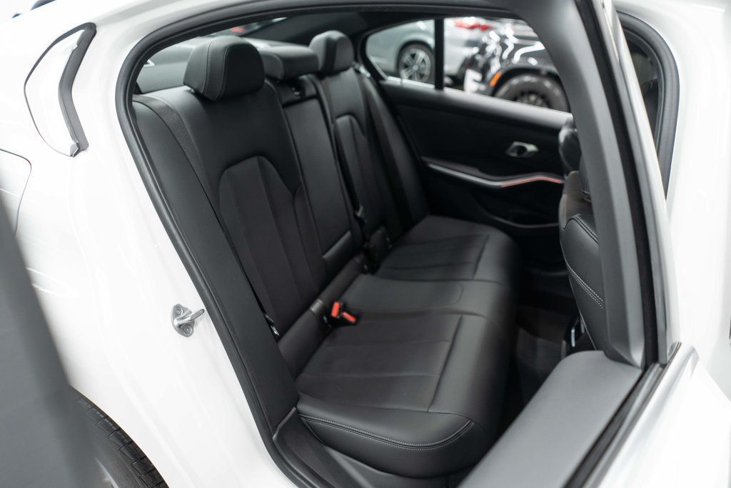 2024 Bmw 330e xDrive photo 11