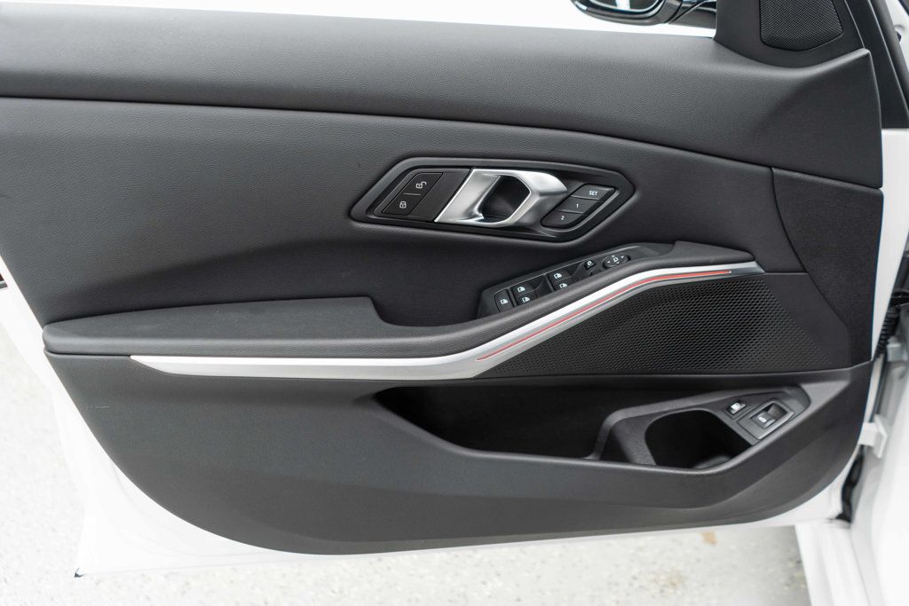 2024 Bmw 330e xDrive photo 14