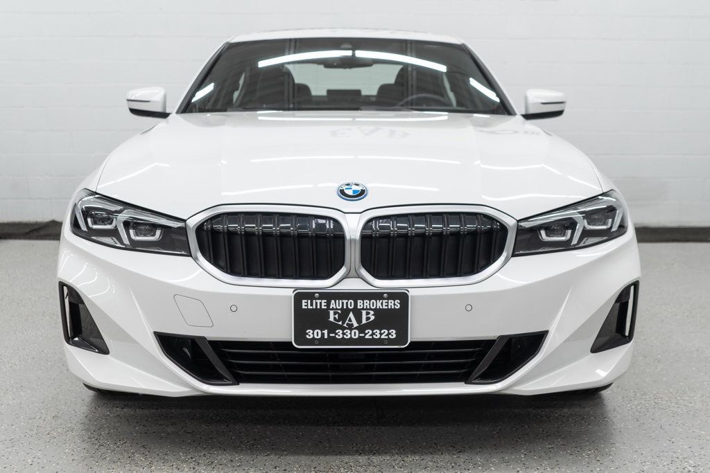2024 Bmw 330e xDrive photo 3