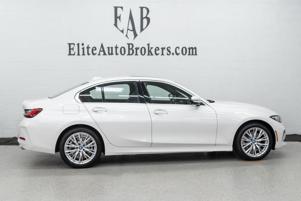2024 Bmw 330e xDrive photo 5