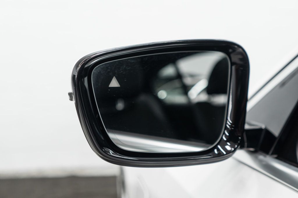 2024 Bmw 330e xDrive photo 45