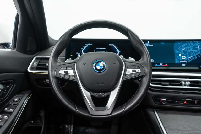 2024 BMW 3 Series 330e xDrive Plug-In Hybrid - 22932498 - 15