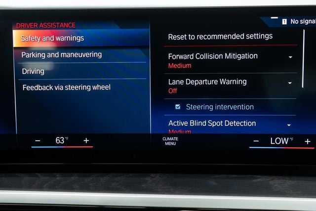 2024 BMW 3 Series 330e xDrive Plug-In Hybrid - 22932498 - 26