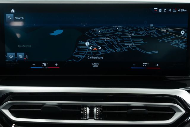 2024 BMW 3 Series 330e xDrive Plug-In Hybrid - 22956401 - 17