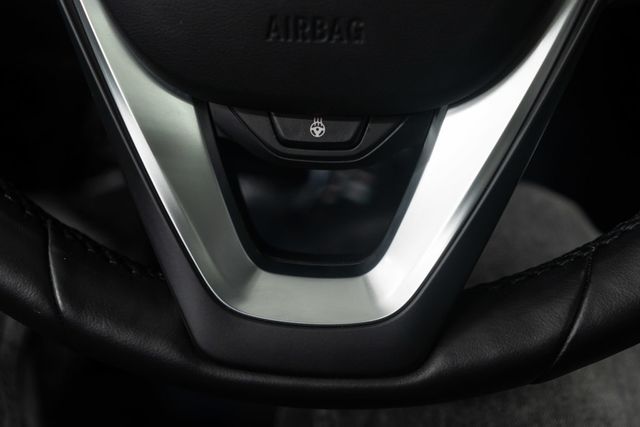 2024 BMW 3 Series 330e xDrive Plug-In Hybrid - 22956401 - 19