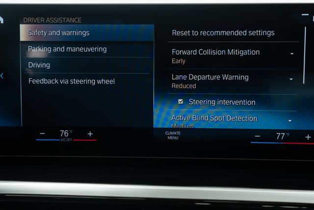 2024 BMW 3 Series 330e xDrive Plug-In Hybrid - 22956401 - 23