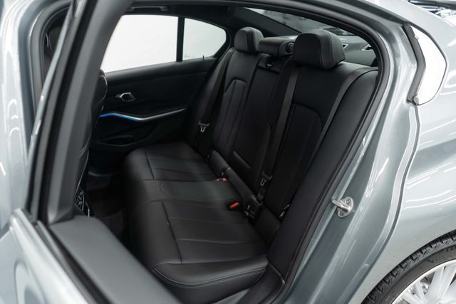 2024 BMW 3 Series 330e xDrive Plug-In Hybrid - 22956401 - 27