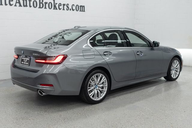 2024 BMW 3 Series 330e xDrive Plug-In Hybrid - 22956401 - 31