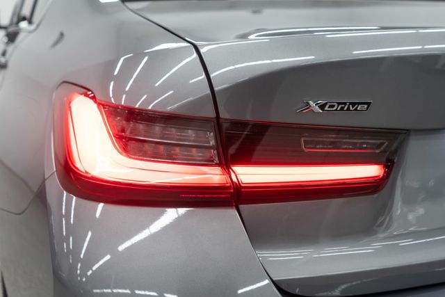 2024 BMW 3 Series 330e xDrive Plug-In Hybrid - 22956401 - 41