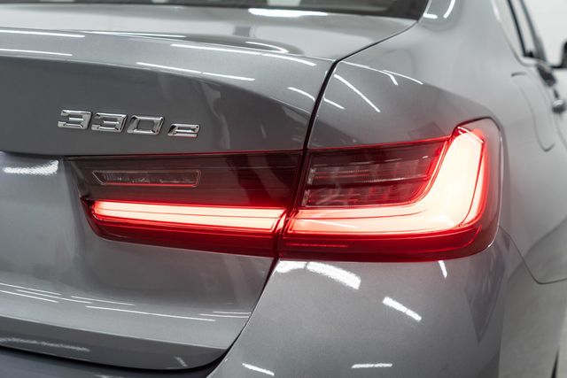 2024 BMW 3 Series 330e xDrive Plug-In Hybrid - 22956401 - 42