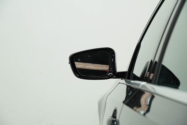 2024 BMW 3 Series 330i - 23020340 - 13