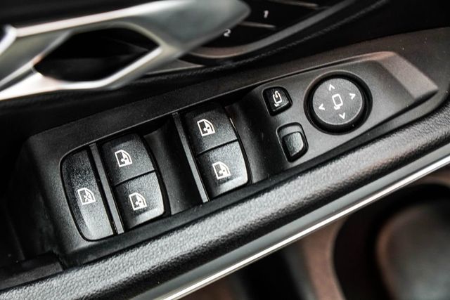 2024 BMW 3 Series 330i - 23020340 - 44
