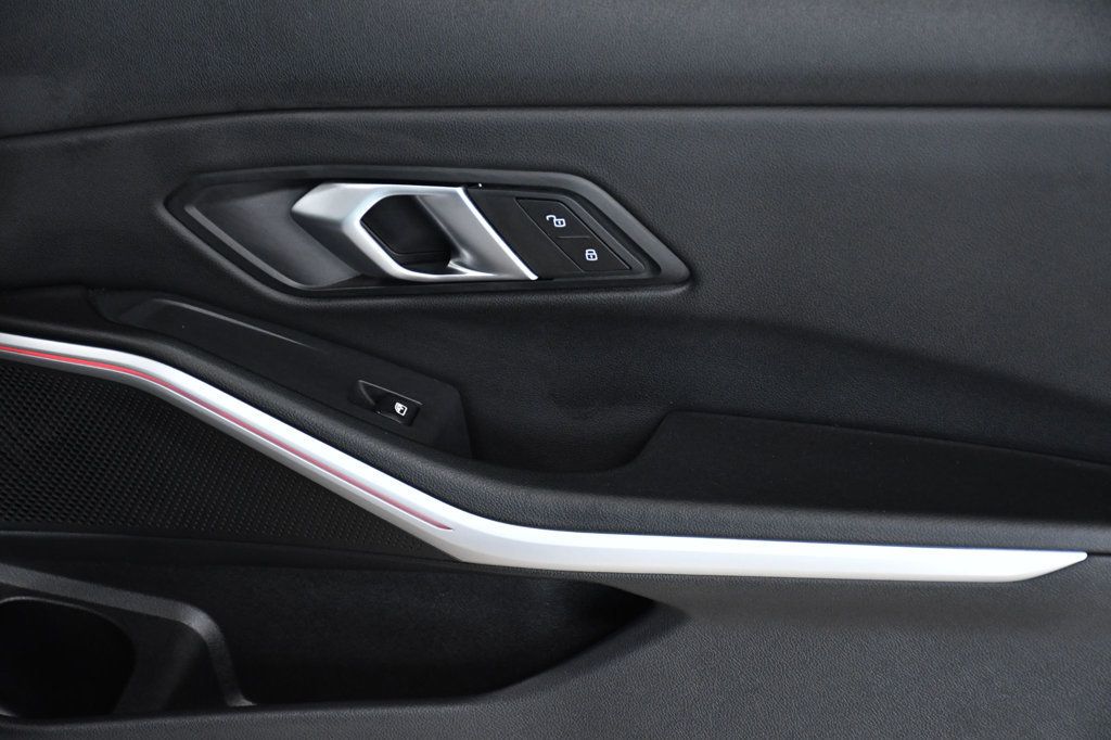 2024 BMW 3 Series 330i - 22894813 - 17