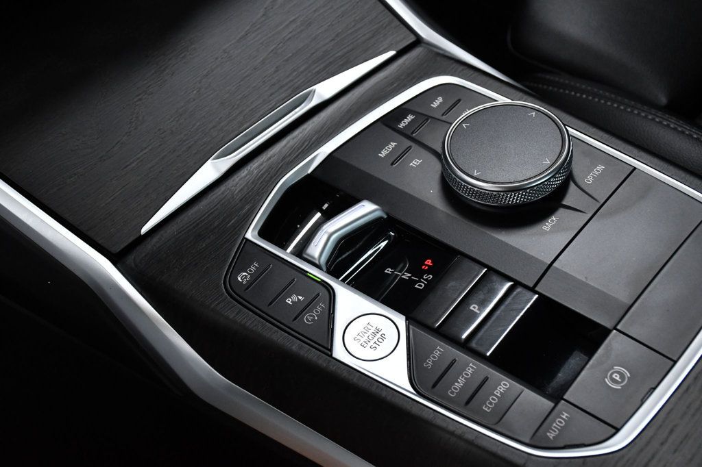 2024 BMW 3 Series 330i - 22894813 - 24