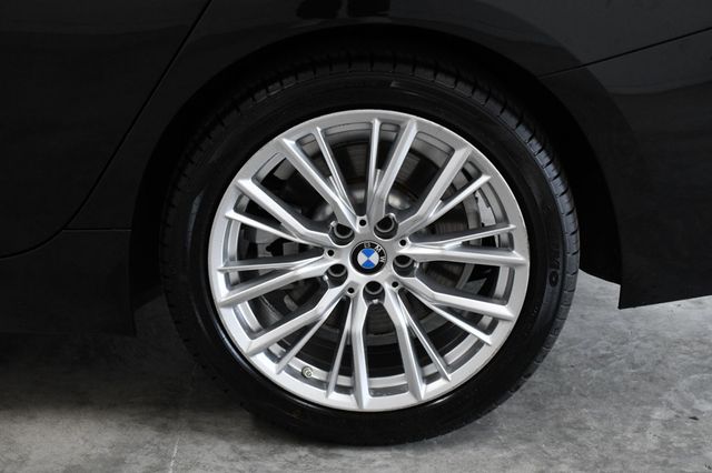 2024 BMW 3 Series 330i - 22943178 - 11