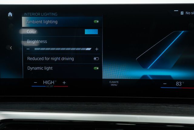 2024 BMW 3 Series 330i xDrive - 22955060 - 25