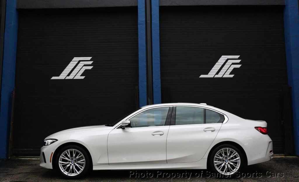 2024 BMW 3 Series 330i xDrive - 22925943 - 1