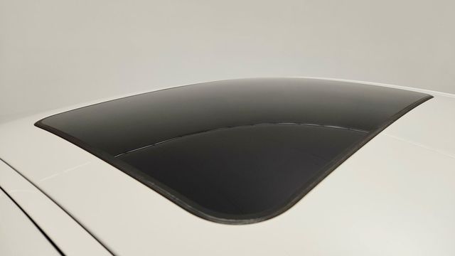 2024 BMW 3 Series 330i xDrive w/ M Sport, Premium, Shadowline & Harman Kardon - 23091685 - 9