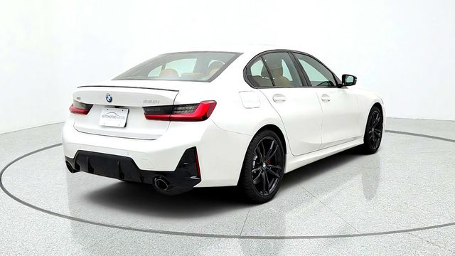 2024 BMW 3 Series 330i xDrive w/ M Sport, Premium, Shadowline & Harman Kardon - 23091685 - 4