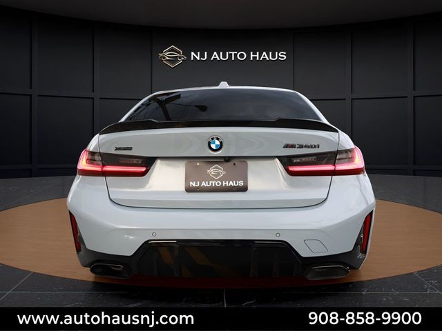 2024 BMW 3 Series M340i xDrive - 23055873 - 9