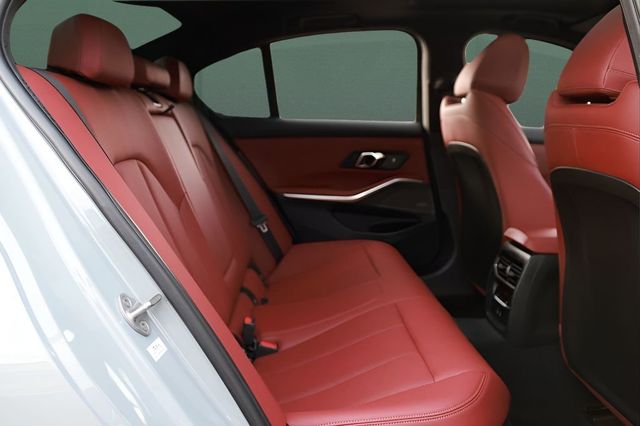 2024 BMW 3 Series M340i xDrive - 23055873 - 26