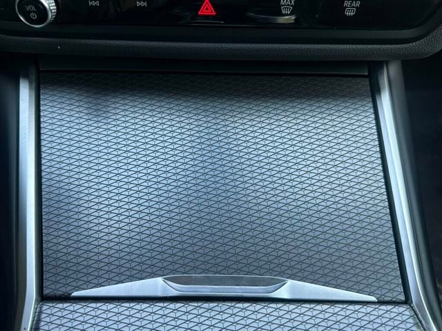 2024 BMW 3 Series M340i xDrive - 23075217 - 33