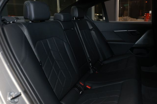 2024 BMW 5 Series 530i - 22982190 - 12