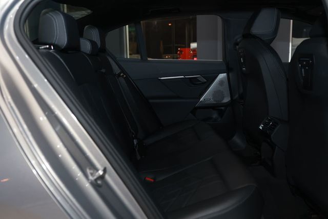 2024 BMW 5 Series 530i - 22982190 - 13