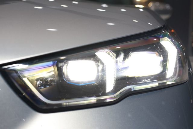 2024 BMW 5 Series 530i - 22982190 - 32