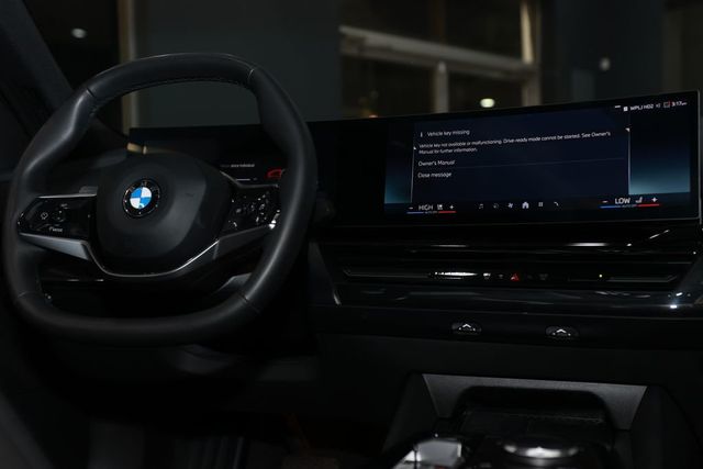 2024 BMW 5 Series 530i - 22982190 - 36