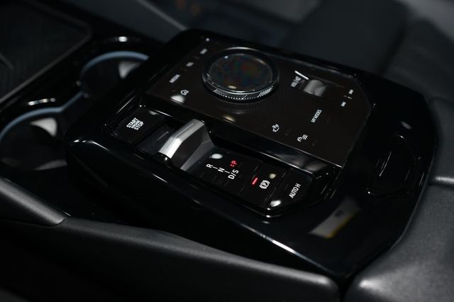 2024 BMW 5 Series 530i - 22982190 - 41