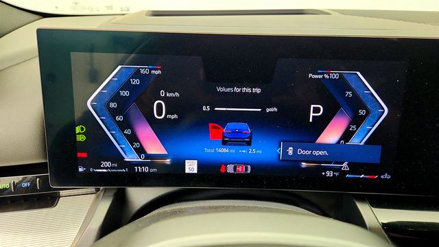 2024 BMW 5 Series 530i w/ M Sport Pro Pkg, Luxury Seating & Premium Pkg - 23039520 - 14