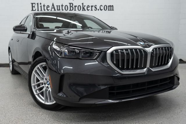 2024 BMW 5 Series 530i xDrive - 22769542 - 6