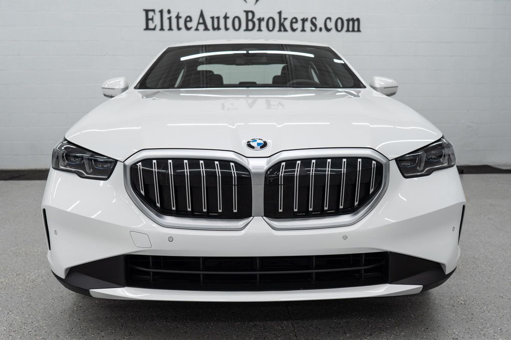 2024 Bmw 530i 530i xDrive photo 3