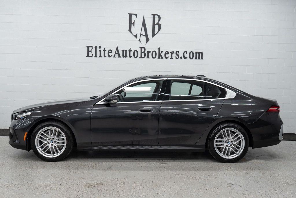 2024 Bmw 530i 530i xDrive photo 2
