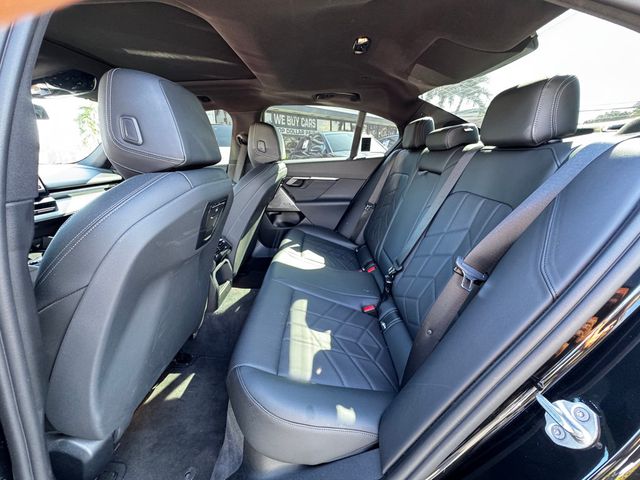 2024 BMW 5 Series 530i xDrive - 22962469 - 14