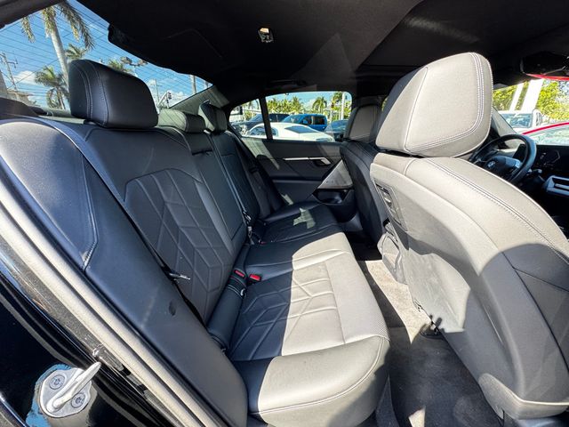 2024 BMW 5 Series 530i xDrive - 22962469 - 17