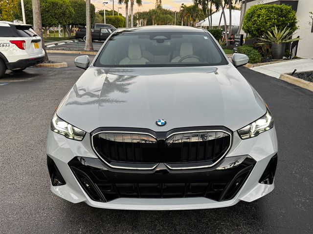 2024 BMW 5 Series 540i xDrive - 22950045 - 1