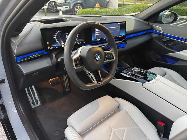 2024 BMW 5 Series 540i xDrive - 22950045 - 6