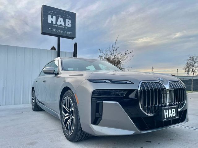 2024 BMW 7 Series 740i - 23003343 - 1