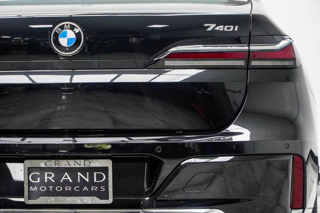 2024 BMW 7 Series 740i - 23057431 - 17