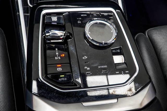 2024 BMW 7 Series 740i - 23057431 - 28