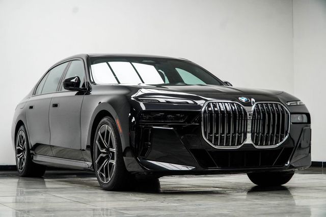2024 BMW 7 Series 740i - 23057431 - 3