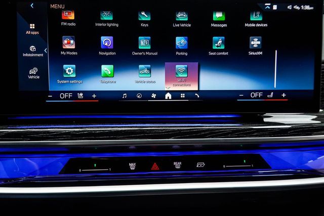 2024 BMW 7 Series 740i - 23057431 - 40