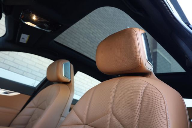 2024 BMW 7 Series 740i - 23015952 - 17