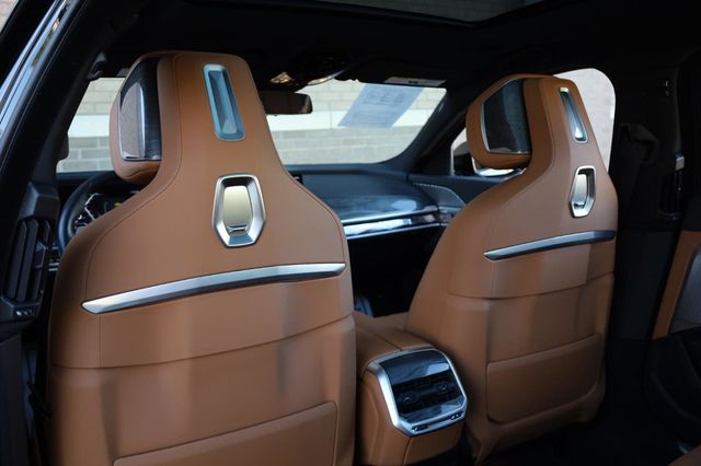 2024 BMW 7 Series 740i - 23015952 - 23