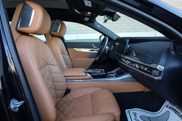 2024 BMW 7 Series 740i - 23015952 - 31